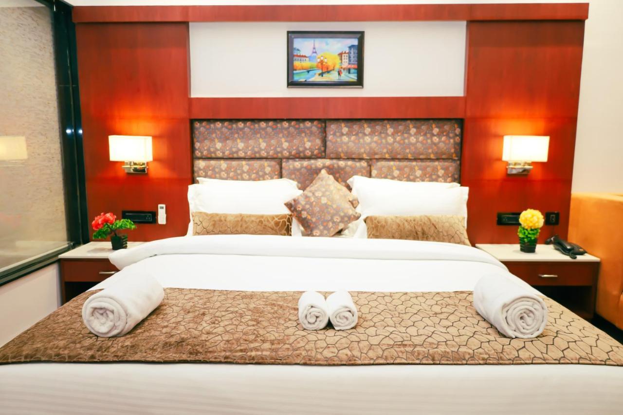 Oralia Resort Ashvem Beach Buitenkant foto