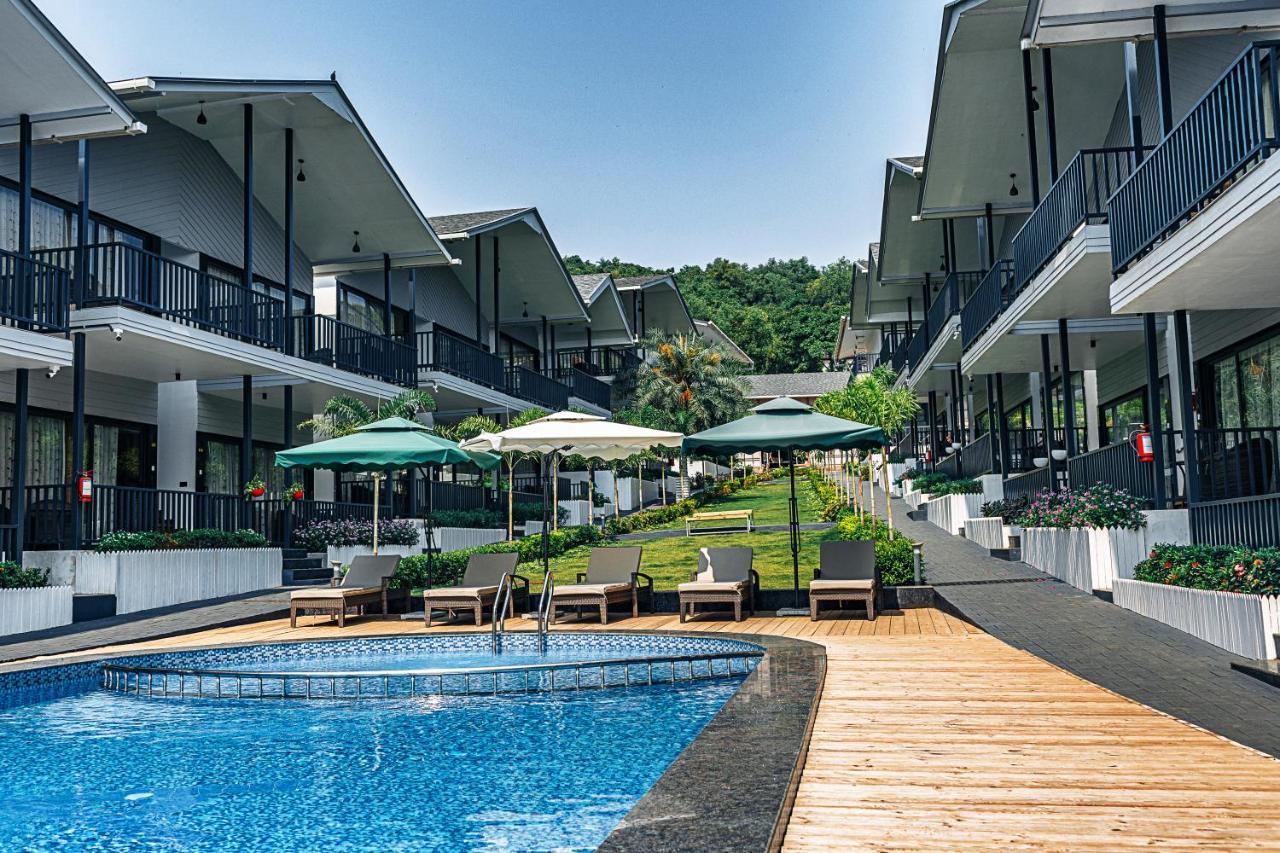 Oralia Resort Ashvem Beach Buitenkant foto