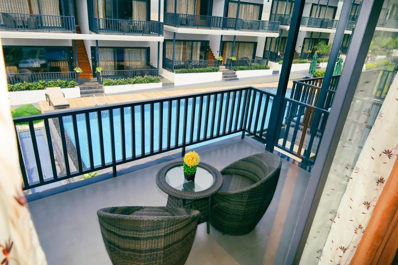 Oralia Resort Ashvem Beach Buitenkant foto